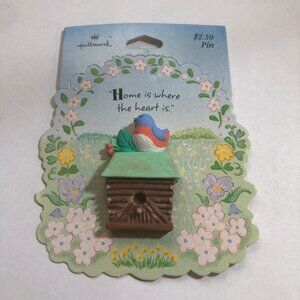 New Vintage Hallmark Lapel Pin Easter Bluebird on Log Cabin Birdhouse Spring